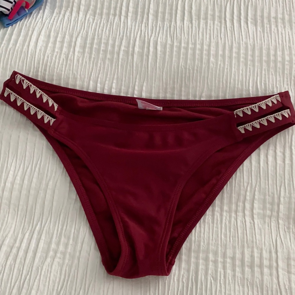 Xhilaration bikini bottoms